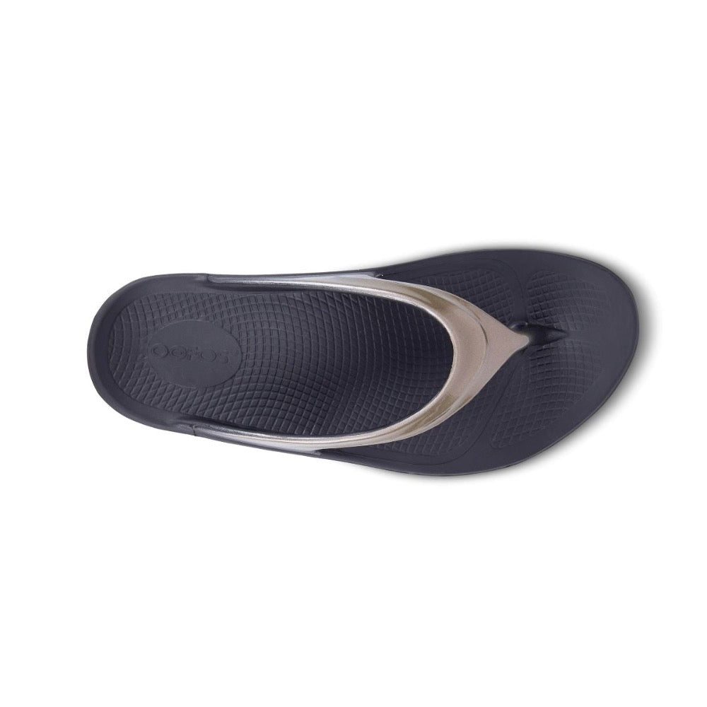 Dark Slate Gray Oofos Women's OOlala Thong Latte