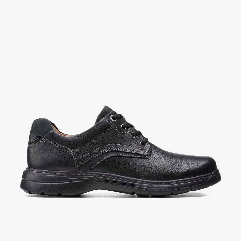 Dark Slate Gray Clarks Men's Un Brawley Pace Black Tumbled Leather