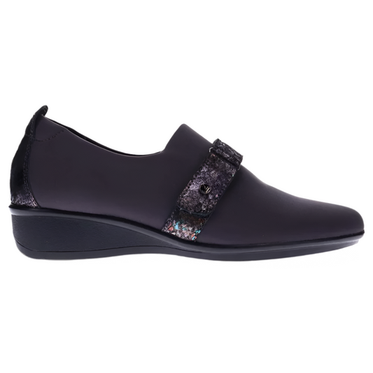 Dark Slate Gray Revere Women's Genoa Stretch Loafer Graphite