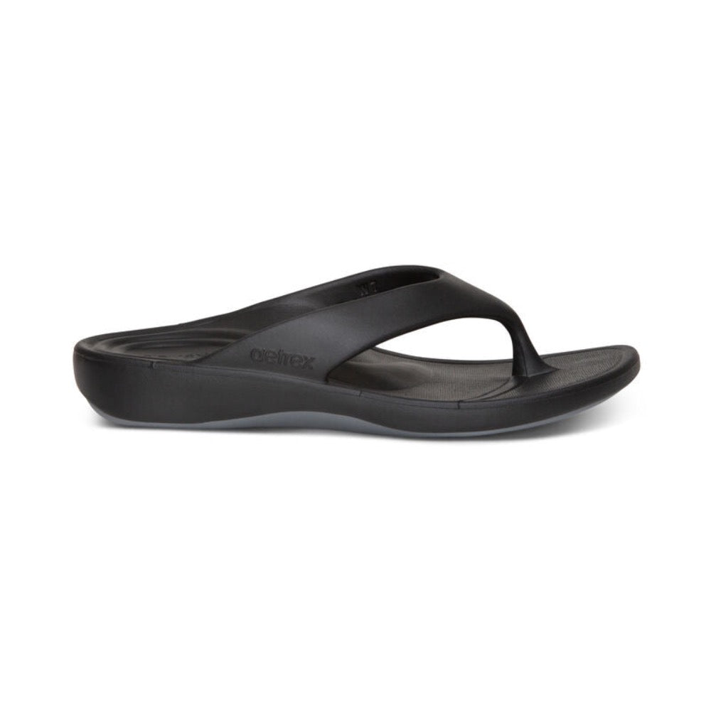 Dark Slate Gray Aetrex Women's Maui Flips Black