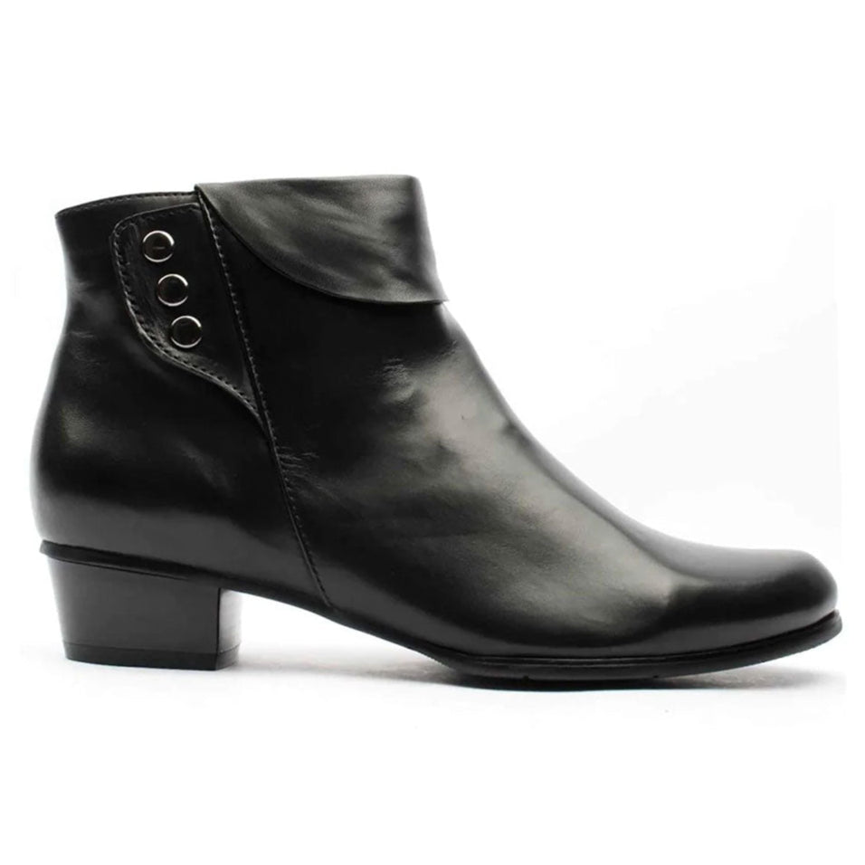 Lavender Regarde Le Ciel Women's Stefany-186 Zip Up Ankle Boot Black Leather