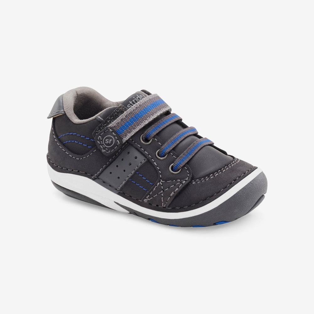 Dark Slate Gray Stride Rite Boys SRT SM Artie Sneaker Hook and Loop Charcoal