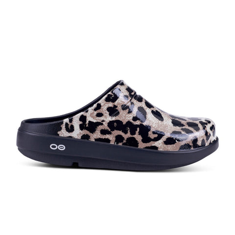Gray Oofos Women's OOcloog Limited Edition Cheetah Clog Black Cheetah